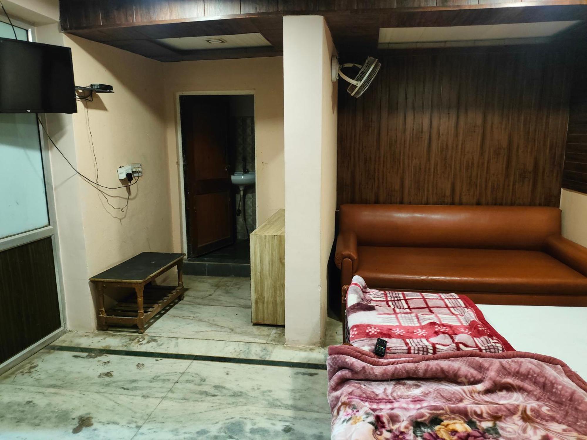 Sgh Guest House マトゥラー エクステリア 写真
